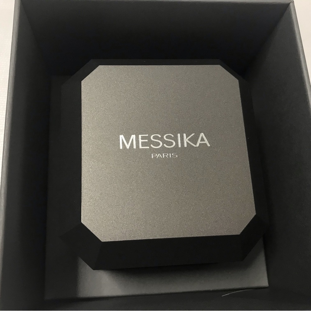Messika Paris Jewelry E-0016P Ring Ear Clip Jewelry Box S/M With Light NEW